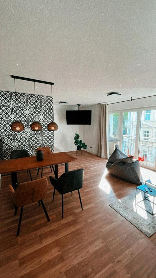 Schoene, Neu Sanierte Unterkunft In Belebter Region Apartment Leipzig Exterior photo