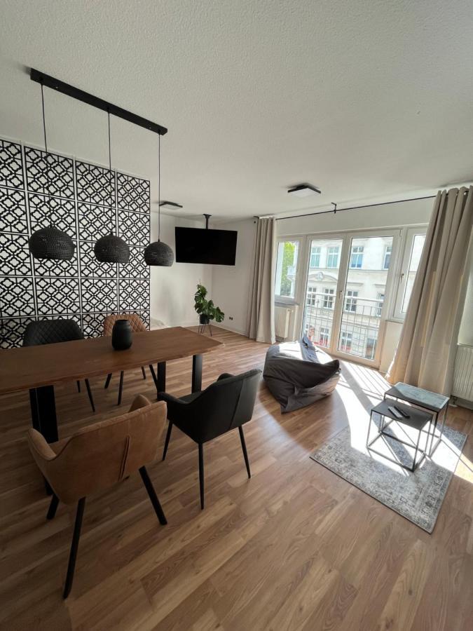 Schoene, Neu Sanierte Unterkunft In Belebter Region Apartment Leipzig Exterior photo